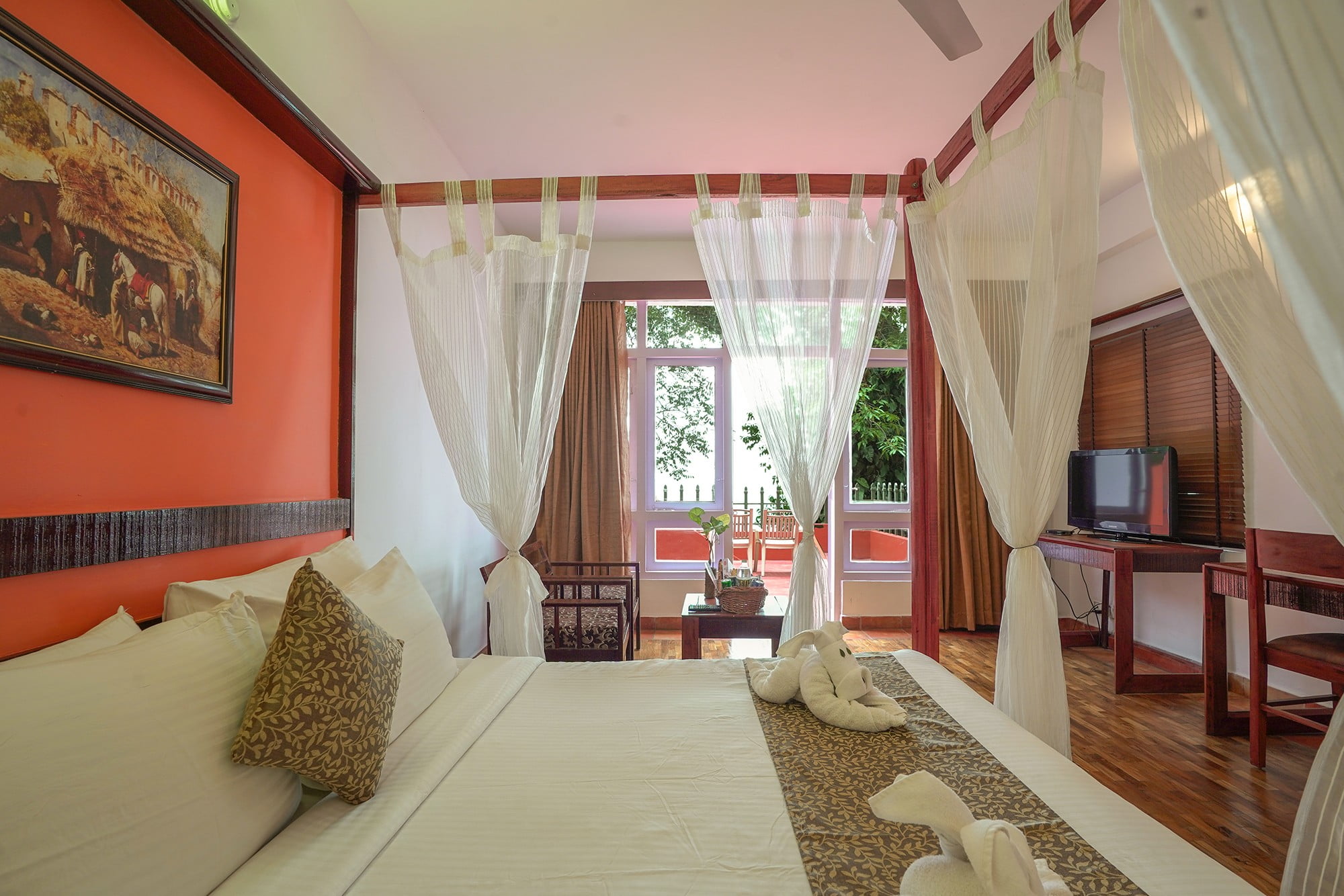 Executive Cottages