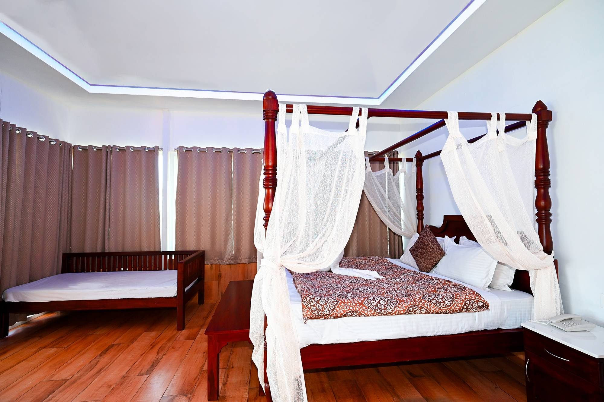 Honeymoon Cottages Honeymoon Cottages