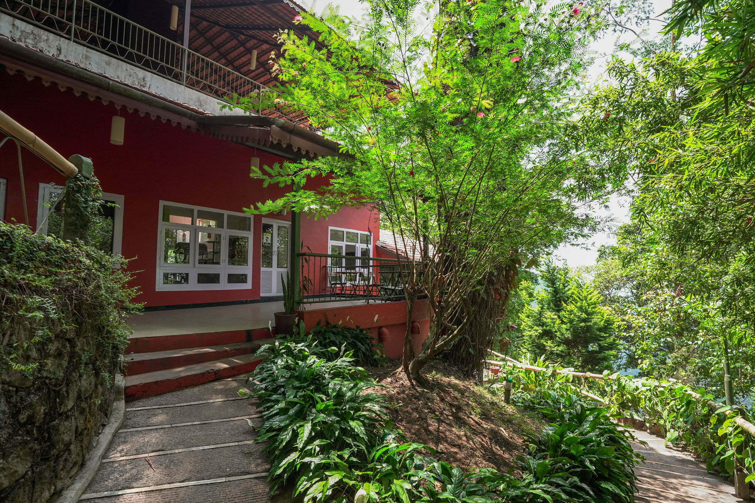 munnar resorts hotel tariff rates